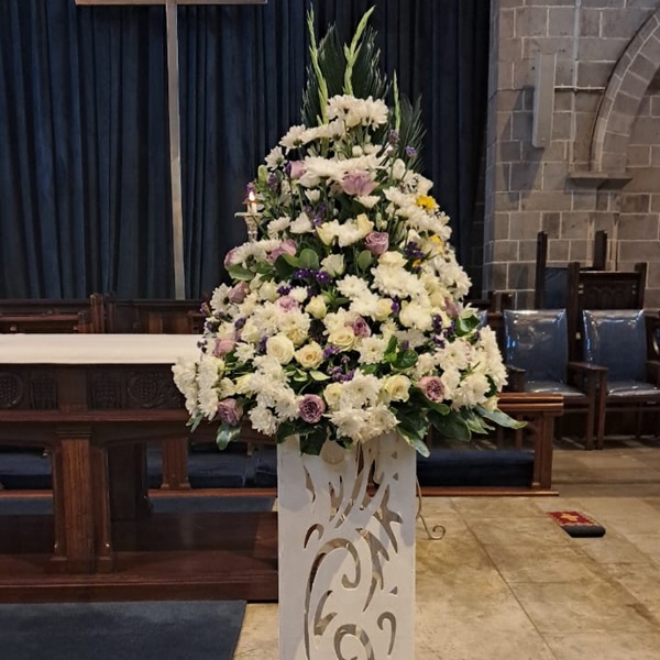 Triangular pedestals